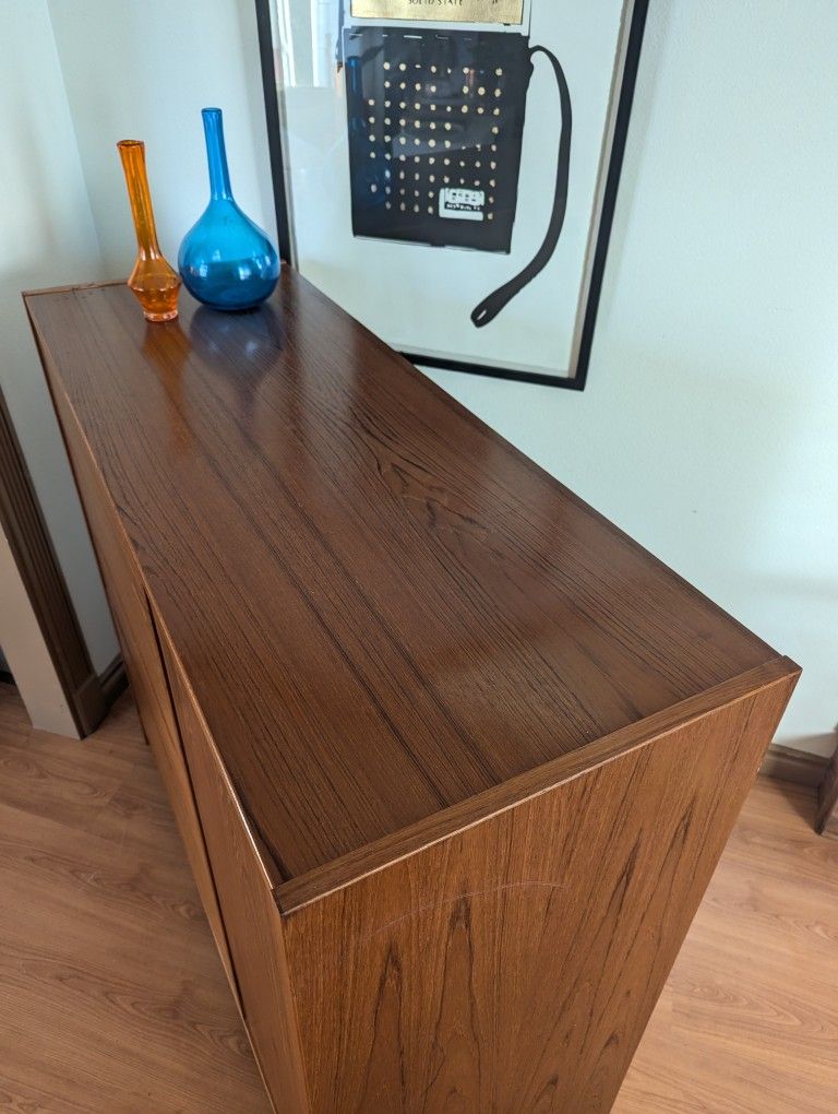 Danish Modern Teak Gentlemans Dresser Chest
