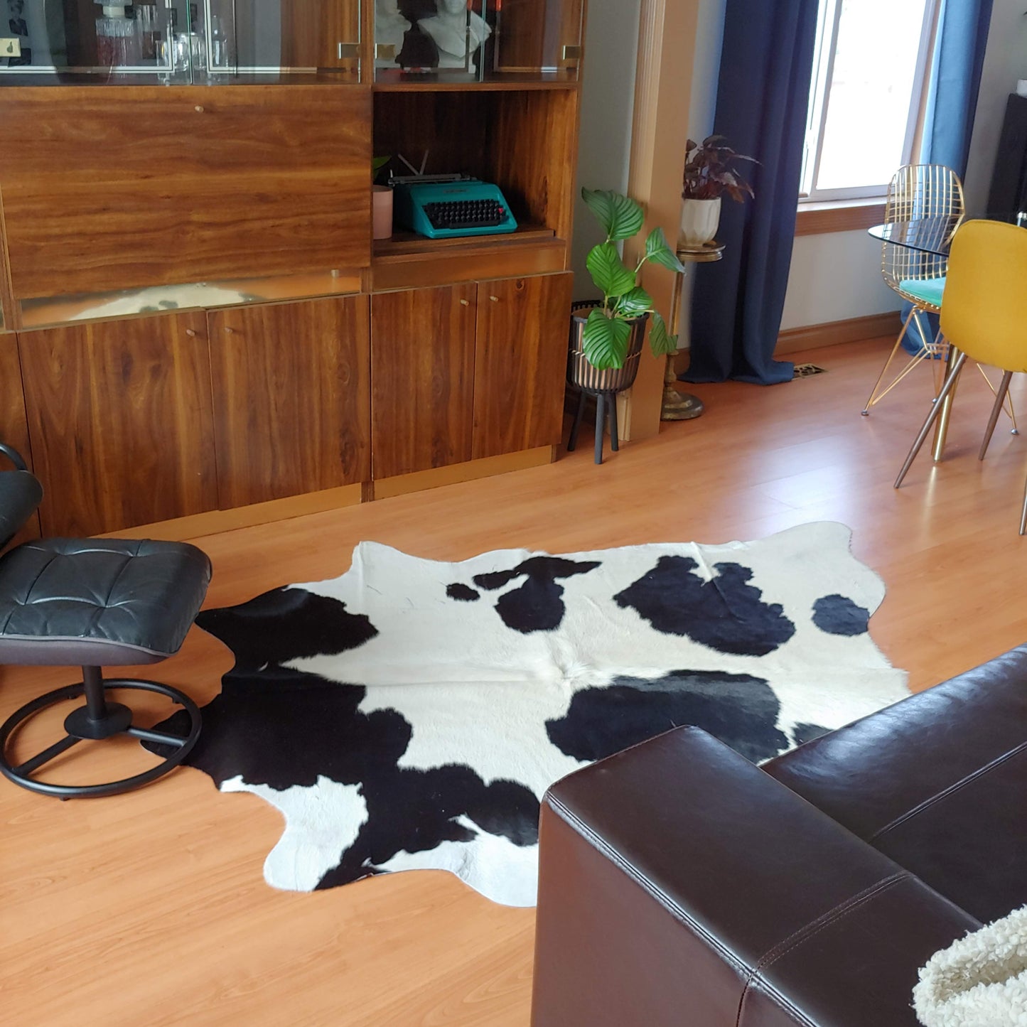 Beautiful Luxury Brazilian Cow Hide Area Rug 6x7