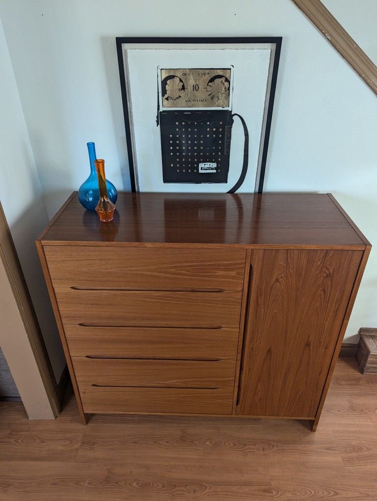 Danish Modern Teak Gentlemans Dresser Chest