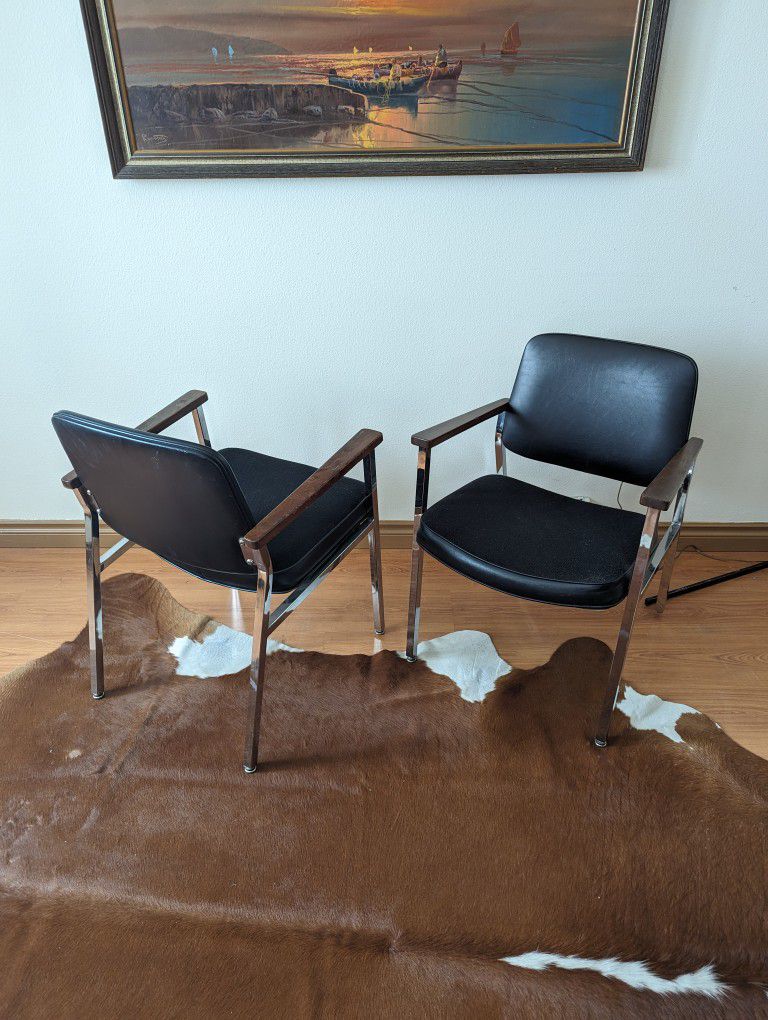 Pair Mid Century Modern Black Chrome Tanker Desk Lounge Office Chairs