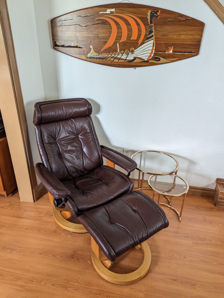 Vintage Ekornes Stressless Leather Lounge Chair Recliner & Ottoman