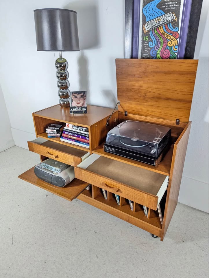 Danish Modern Teak Record Player Stand / Media Cabinet