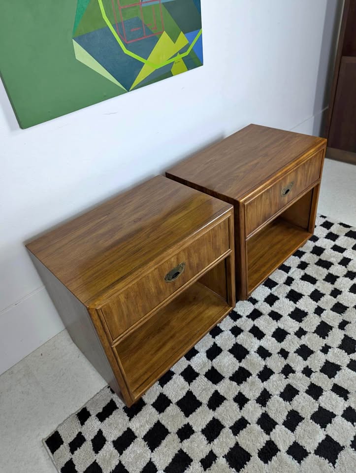 Mid Century Modern Pair of Walnut Nightstands by Drexel