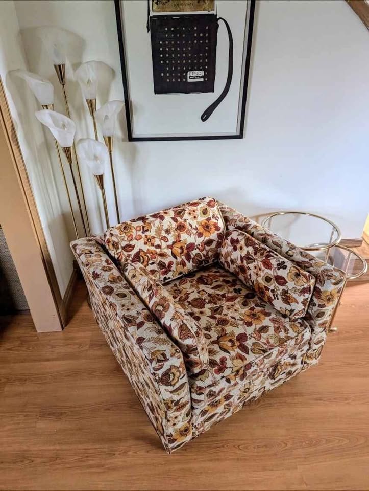 MCM Retro Flower Power Square Club Lounge Chair