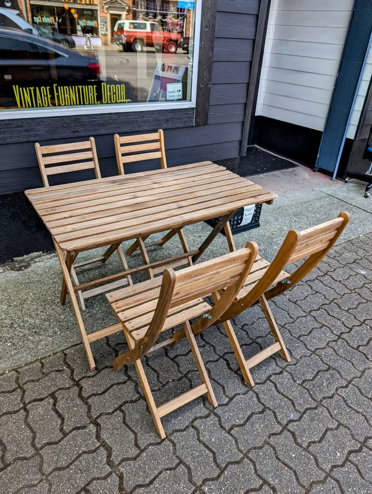Cute & Compact Folding Wood Patio Set