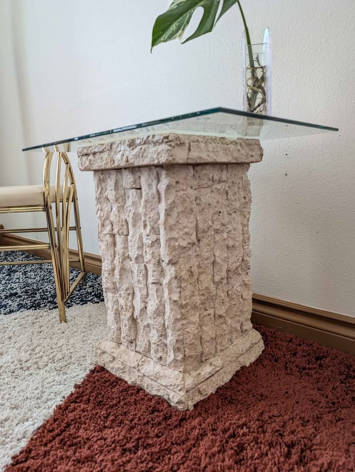 Postmodern Little End Table / Plant Stand Pillar