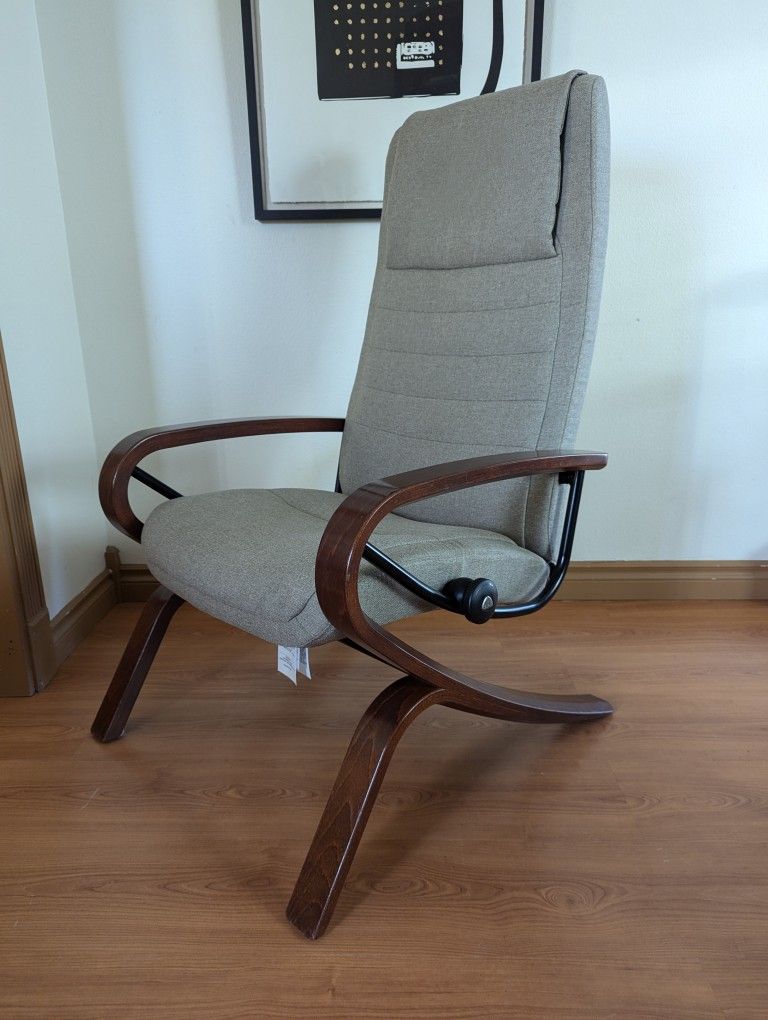 Ekornes Stressless You Upholstered Lounge Chair Recliner & Ottoman