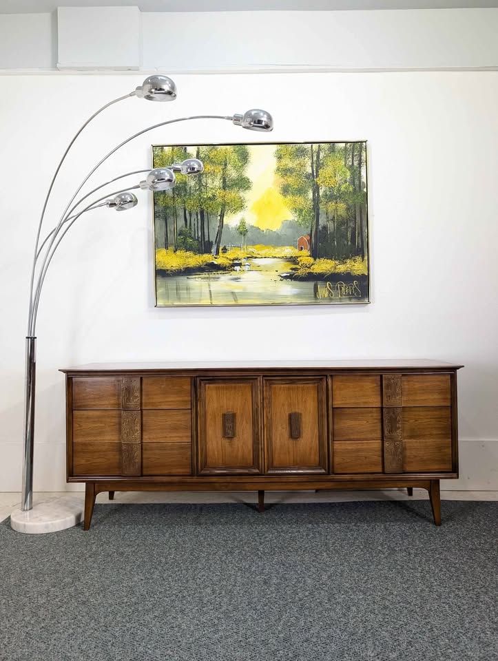 1960's Mid Century Modern Bassett Mayan 9 Drawer Walnut Dresser Grit City Patina 1960's Mid Century Modern Bassett Mayan 9 Drawer Walnut Dresser Grit City Patina