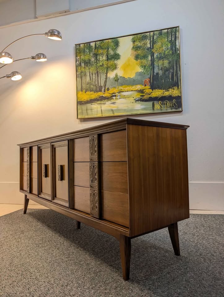 1960's Mid Century Modern Bassett Mayan 9 Drawer Walnut Dresser