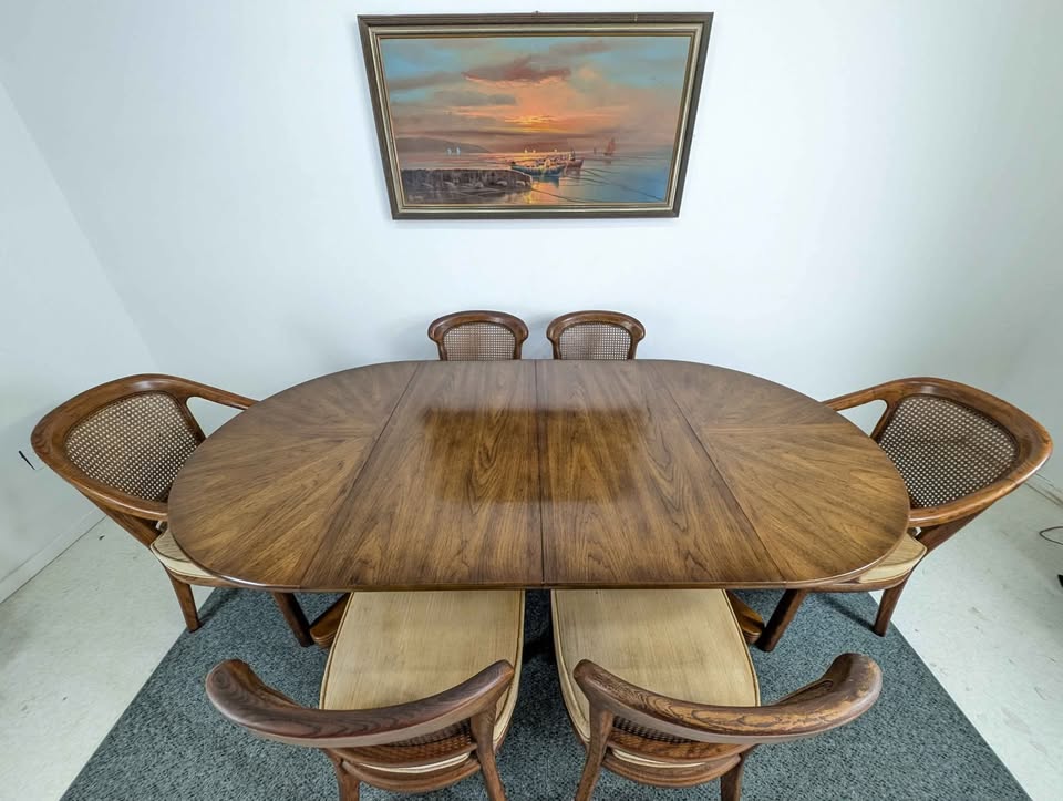 Mid Century Dining Table & 6 Gold Velvet Chairs
