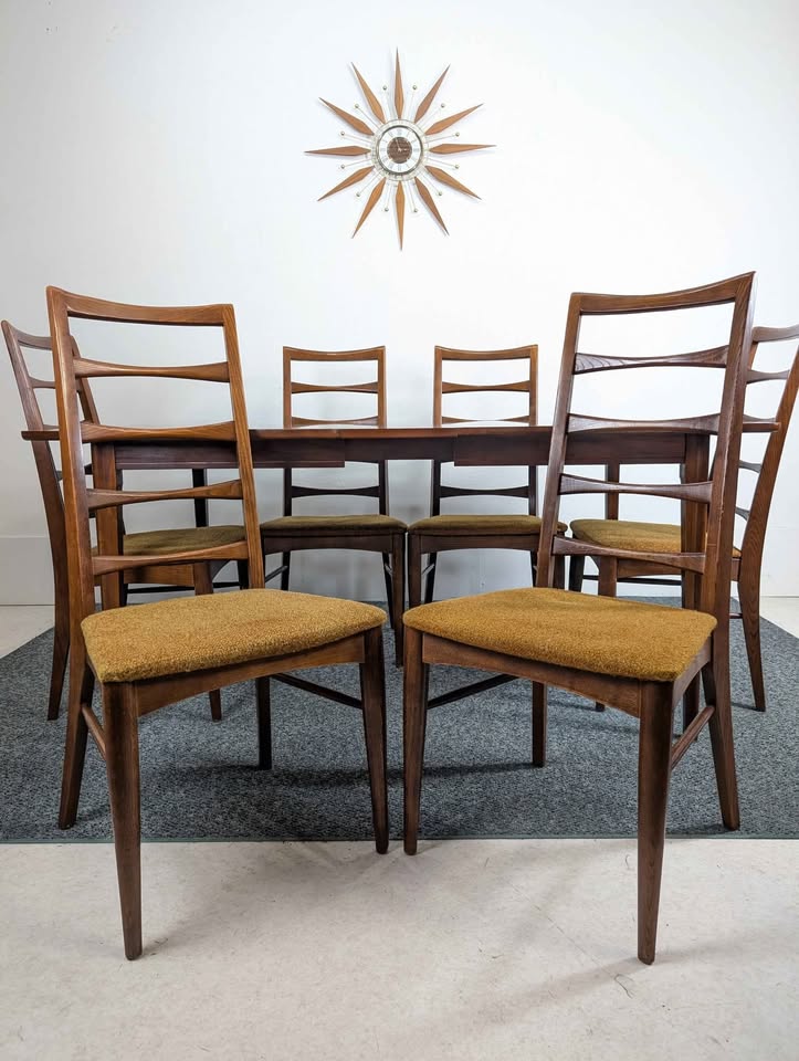 MCM Walnut Dining Table & 6 Chair Set by Broyhill Lenoir