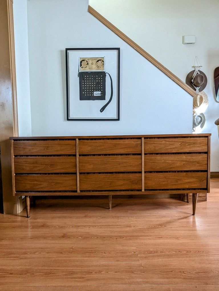 Mid Century Modern 9 Drawer Walnut Dresser by Bassett