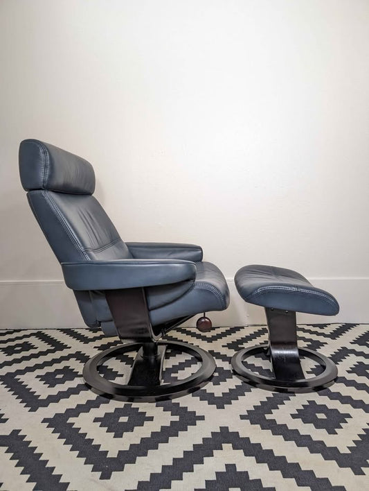 Scandinavian Oslo Collection Blue Leather Recliner by Nordic Home