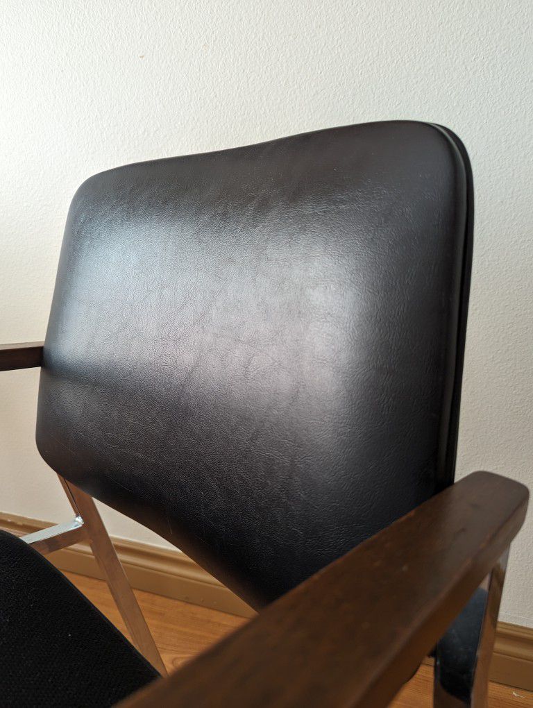 Pair Mid Century Modern Black Chrome Tanker Desk Lounge Office Chairs