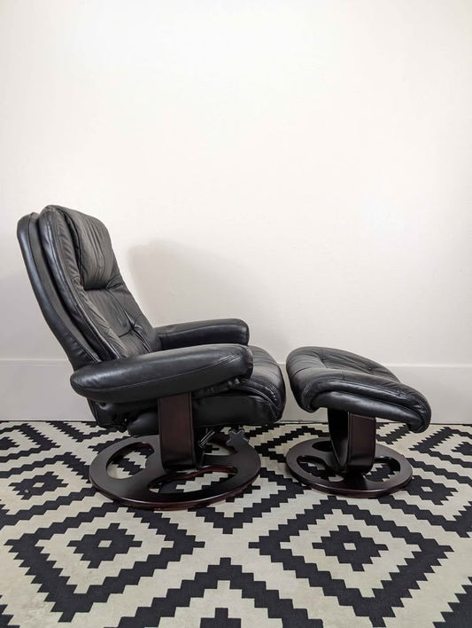 Scandinavian Style Leather Lounge Chair Recliner by Lane