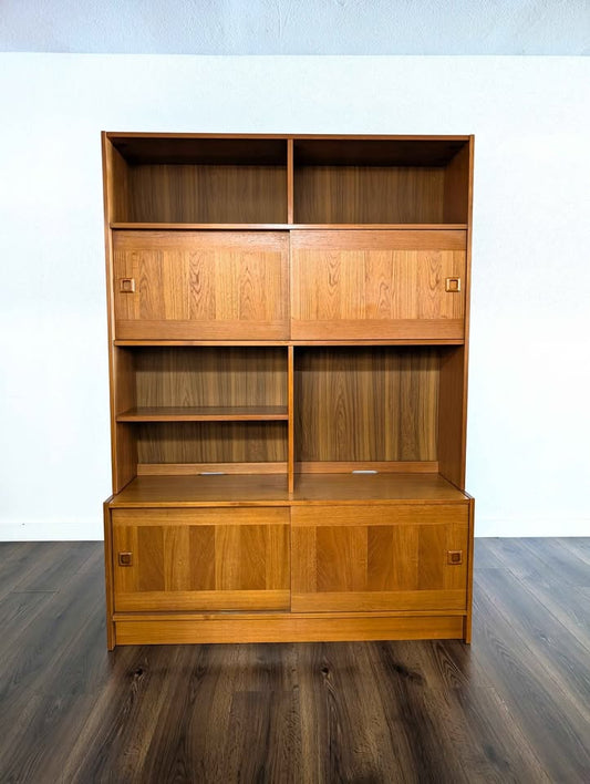 Domino Mobler Record Player Media Credenza