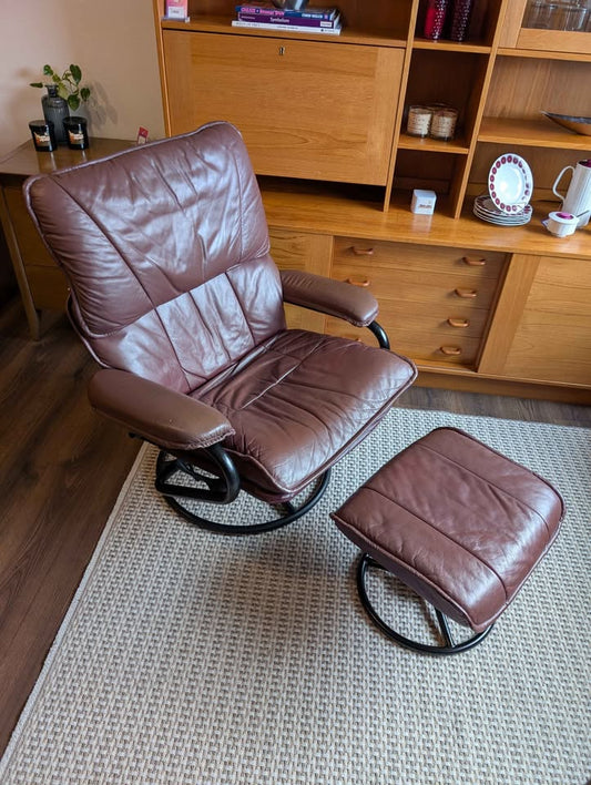 Large Brown Leather Stressless Style Lounge Chair Recliner by Palliser