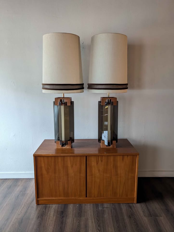 Pair of MCM Lucite & Walnut Lamps by Nova of California