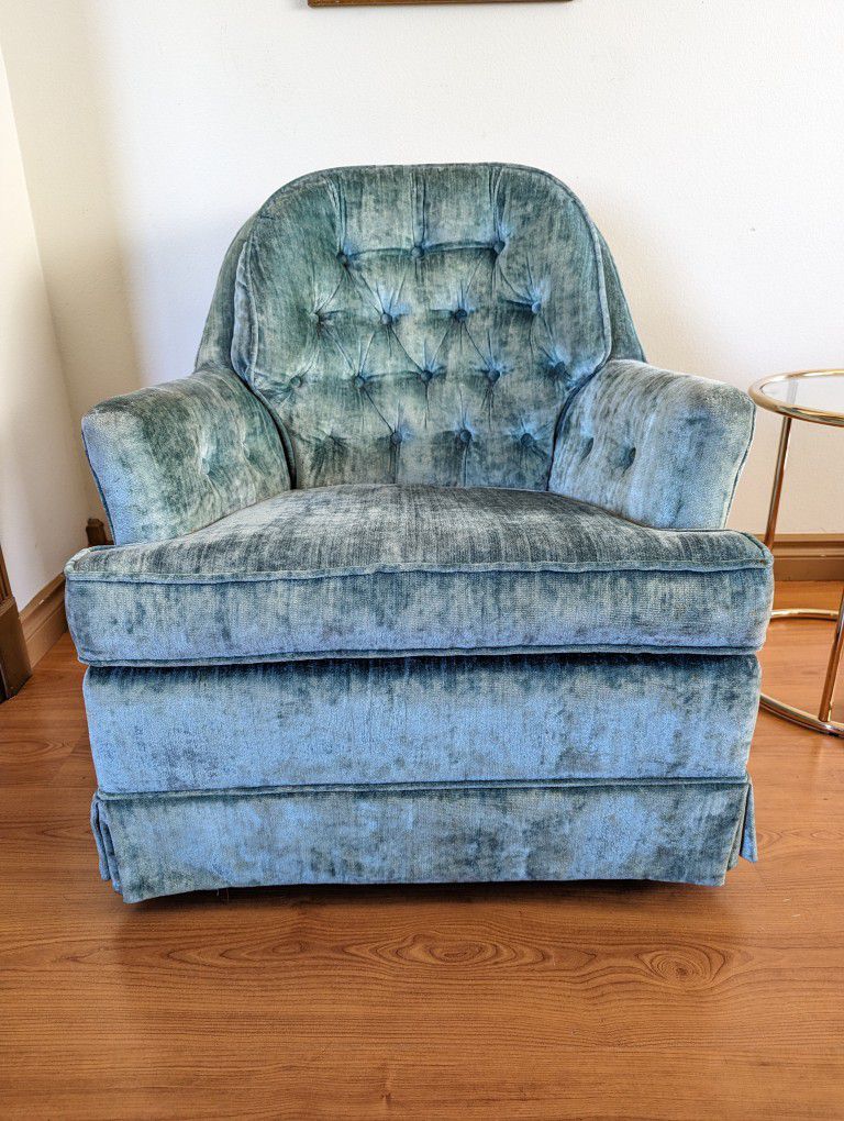 Mid Century Velvet Rocker / Tufted Back Vintage Boho Rocking Chair