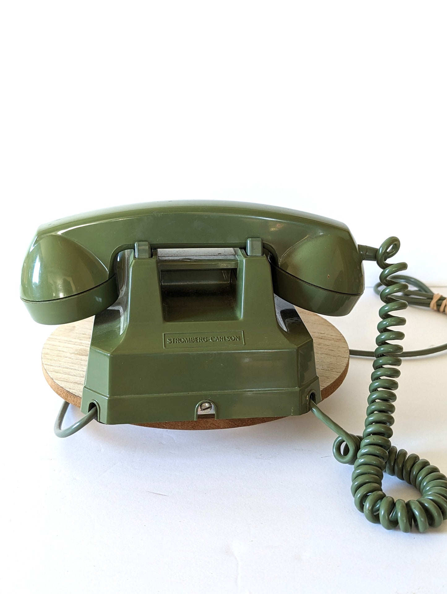 Stomberg Carlson MCM Avocado Green Rotary Telephone Phone