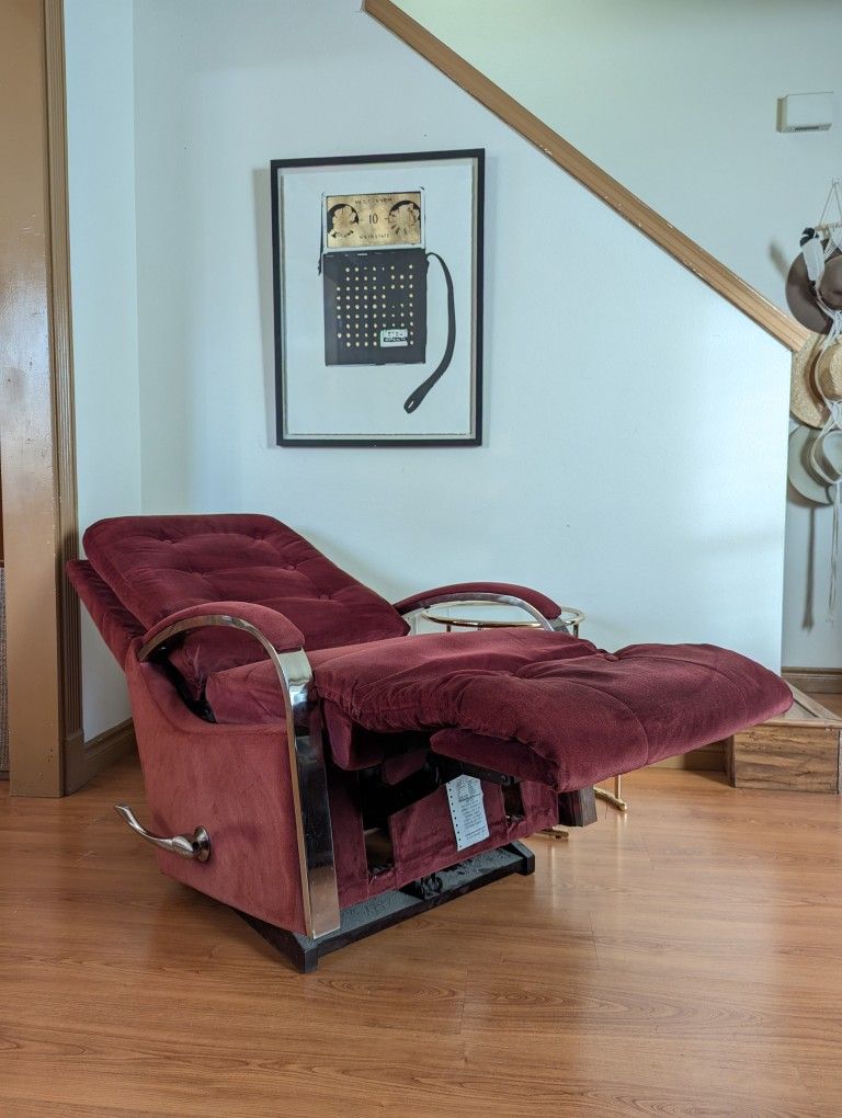 Cranberry Velvet Zero Gravity LA Z BOY Rocker Recliner Chair