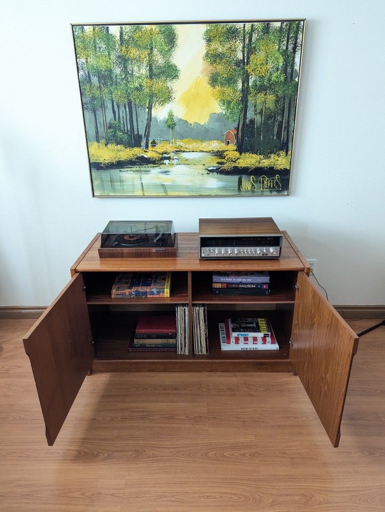 Danish Modern 2 Door Teak Media Credenza Made In Denmark