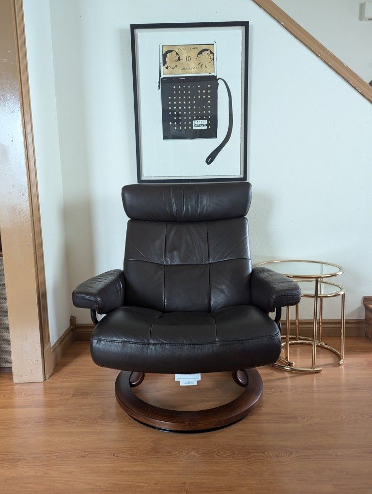 Ekornes Stressless Brown Leather Lounge Chair Recliner