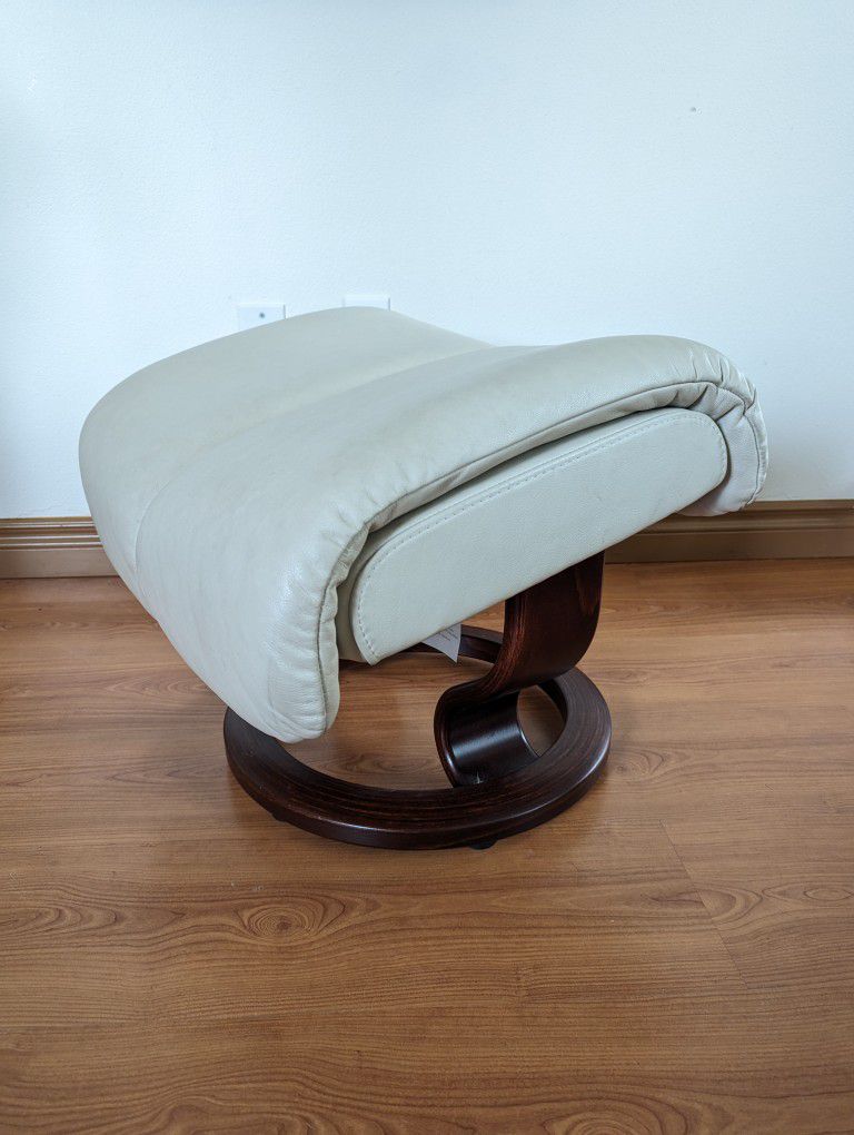 Ekornes Stressless Magic Collection White Paloma Leather Ottoman for Recliner Chair