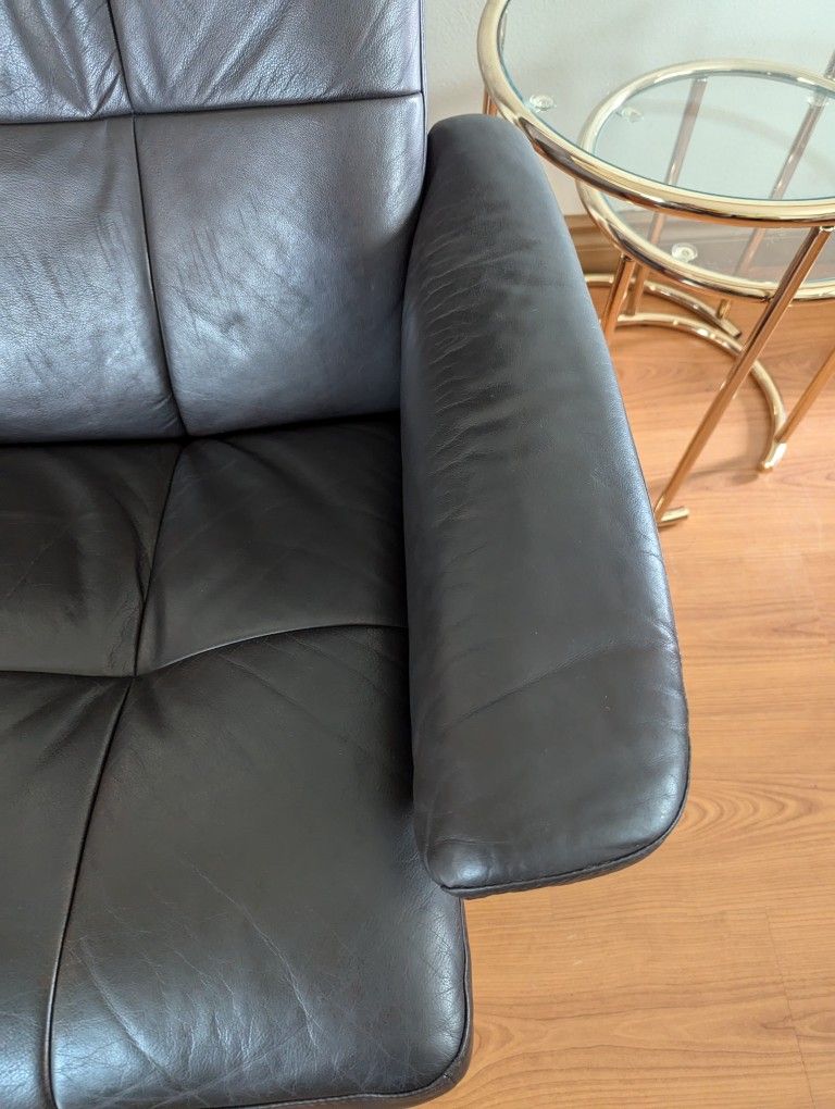 Ekornes Stressless Brown Leather Lounge Chair Recliner