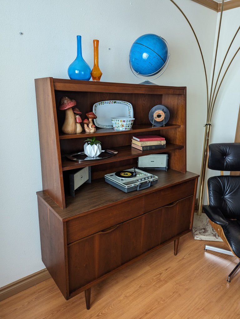 MCM Record Player Stand / Walnut Buffet Credenza Cabinet