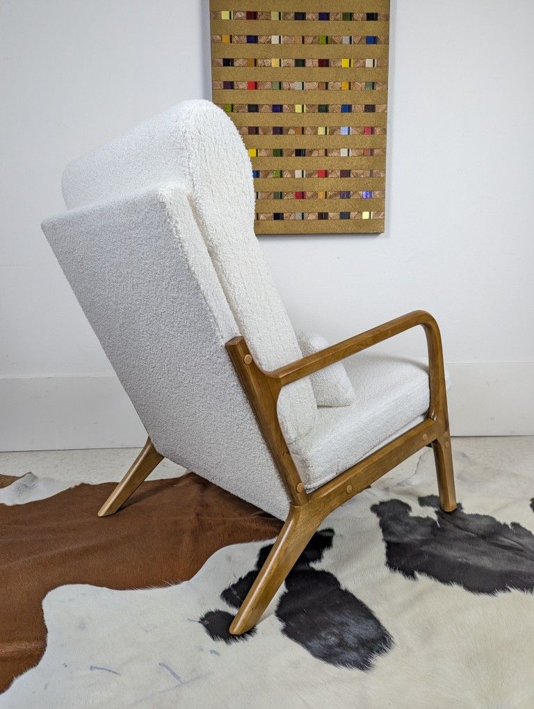 New MCM Style Bright White Boucle Comfy Lounge Chair