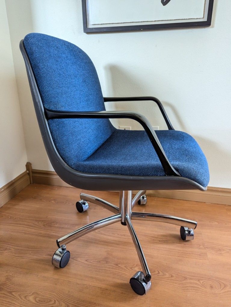 MCM Charles Pollock Style Blue Tweed Rolling Desk Chair by Steelcase