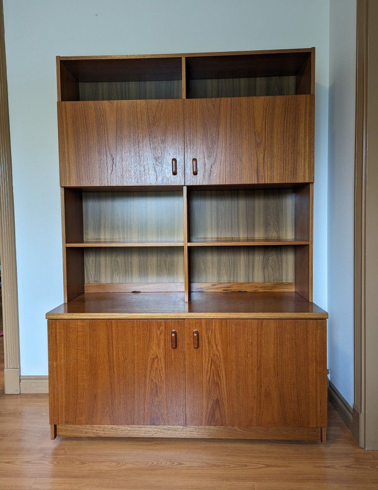 MCM Danish Modern Teak Record Player Stand & Bookshelf Wall Unit