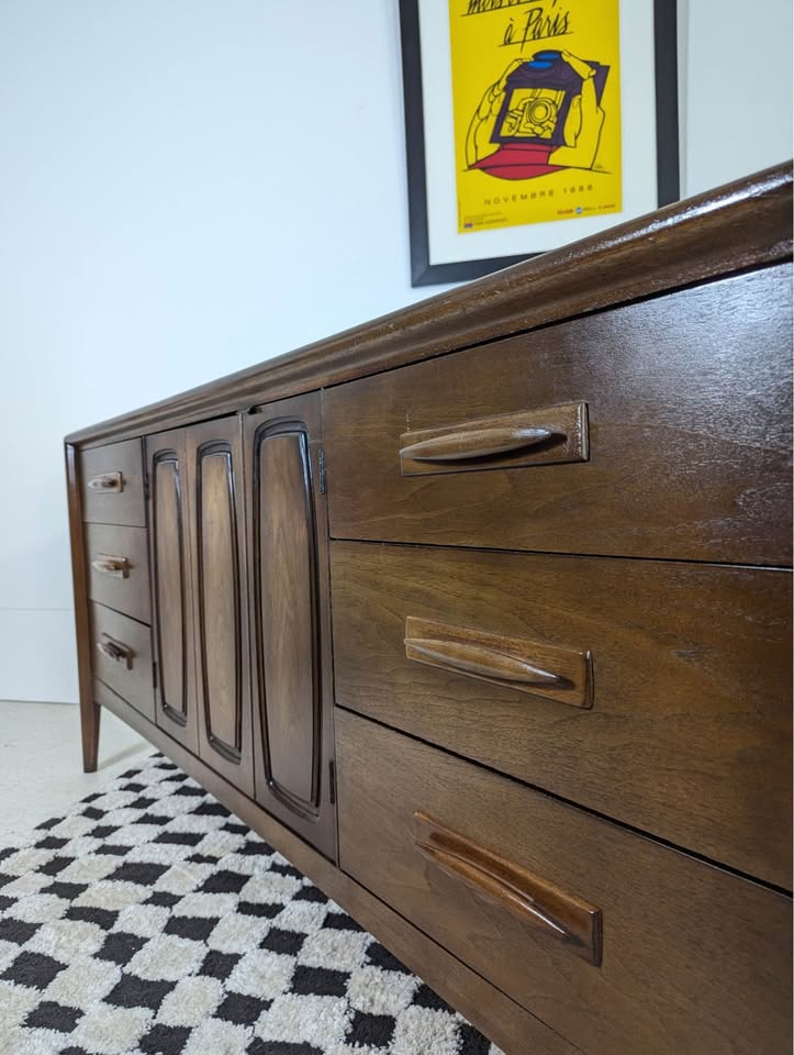 MCM 9 Drawer Emphasis Collection Lowboy Dresser by Broyhill