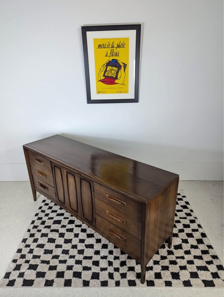 MCM 9 Drawer Emphasis Collection Lowboy Dresser by Broyhill