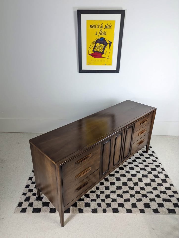 MCM 9 Drawer Emphasis Collection Lowboy Dresser by Broyhill