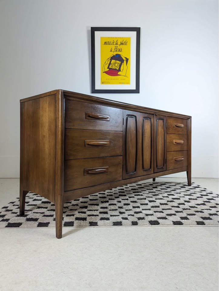MCM 9 Drawer Emphasis Collection Lowboy Dresser by Broyhill