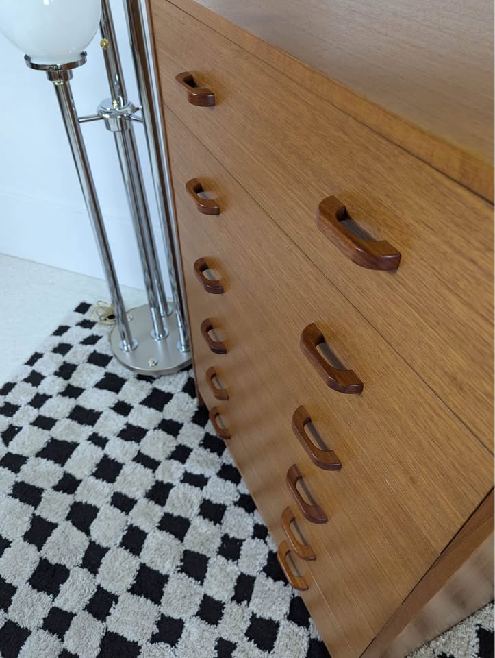 Mid Century Danish Modern 6 Drawer Teak Highboy / Lingerie Chest