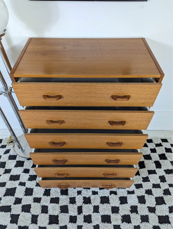 Mid Century Danish Modern 6 Drawer Teak Highboy / Lingerie Chest