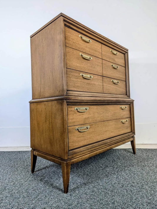 Johnson Carper Mid Century Modern Bedroom Set