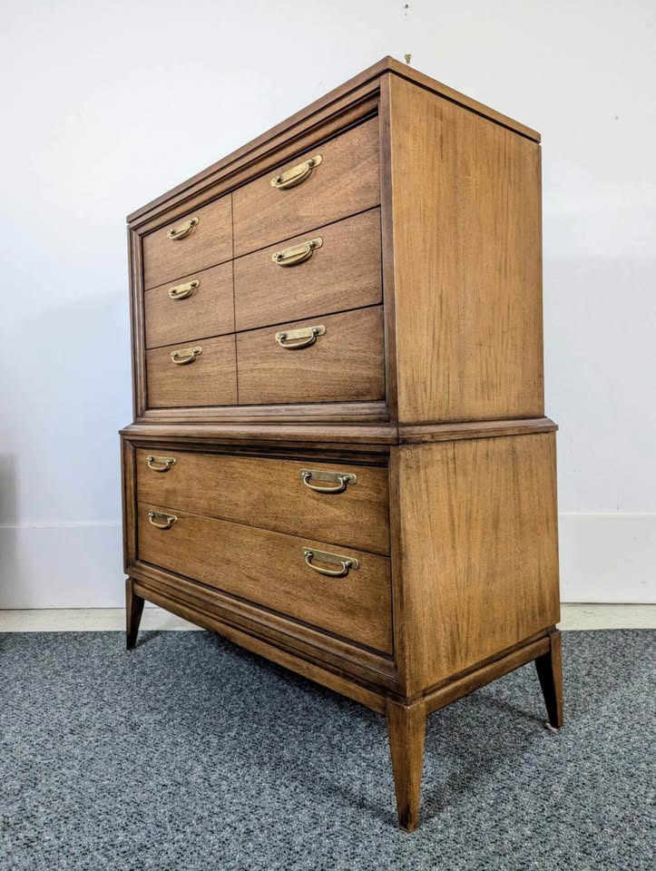 Johnson Carper Mid Century Modern Bedroom Set