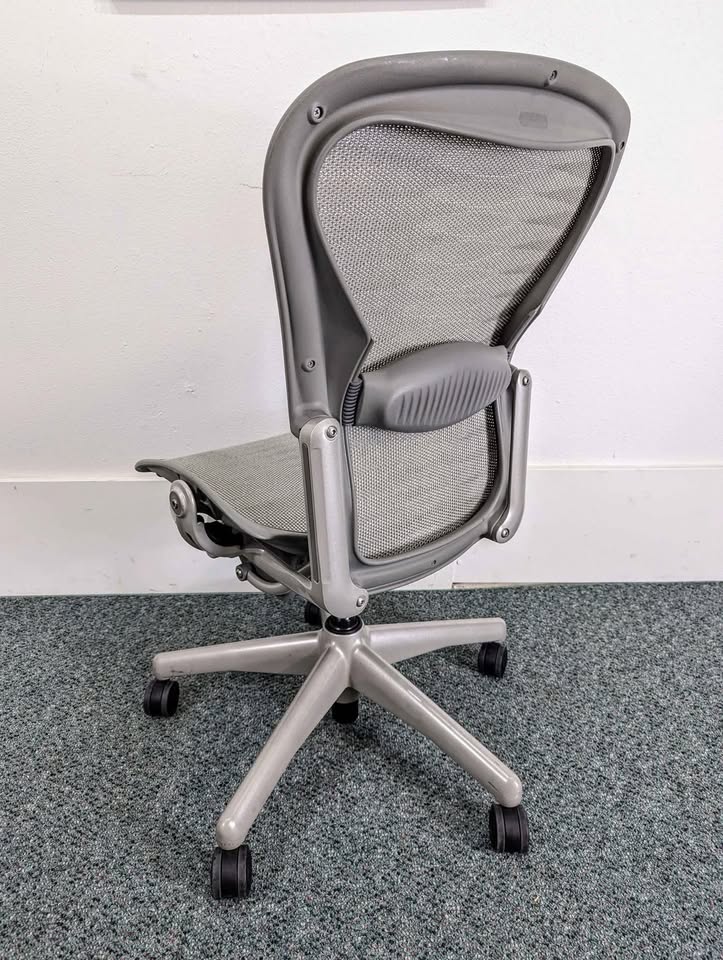 Herman Miller Aeron Size B Medium Office Desk Chair