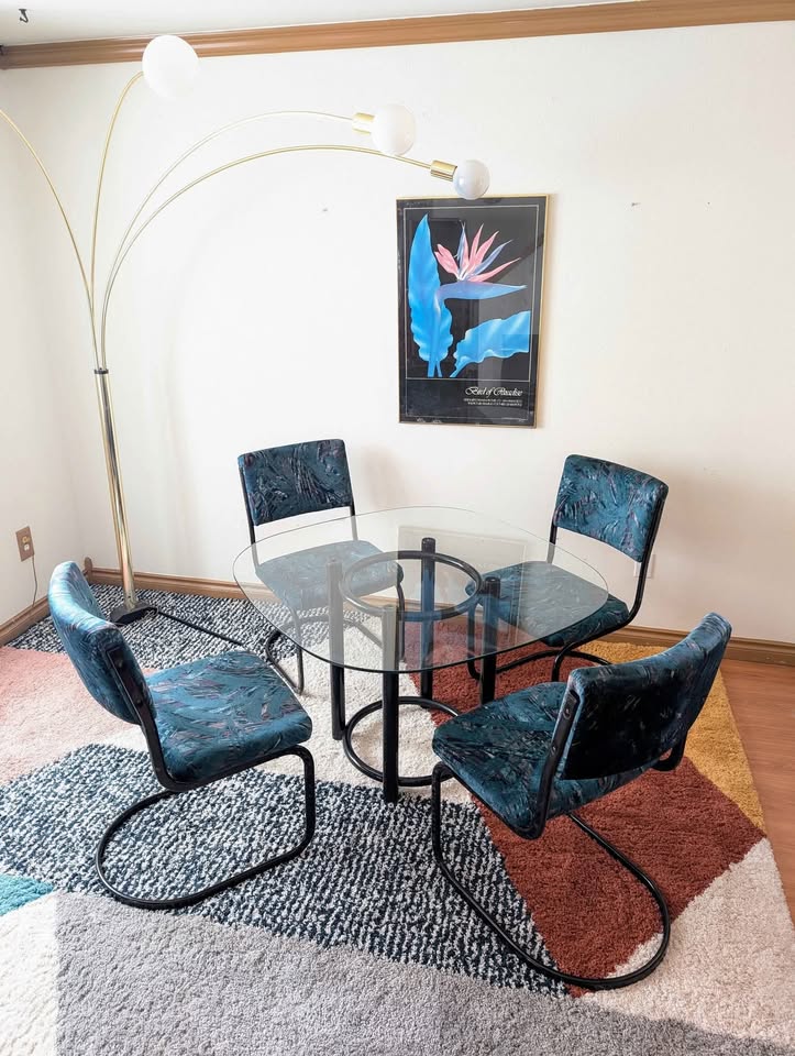 Teal Velvet Postmodern Dining Table Set w/ 4 Cantilevered Chairs