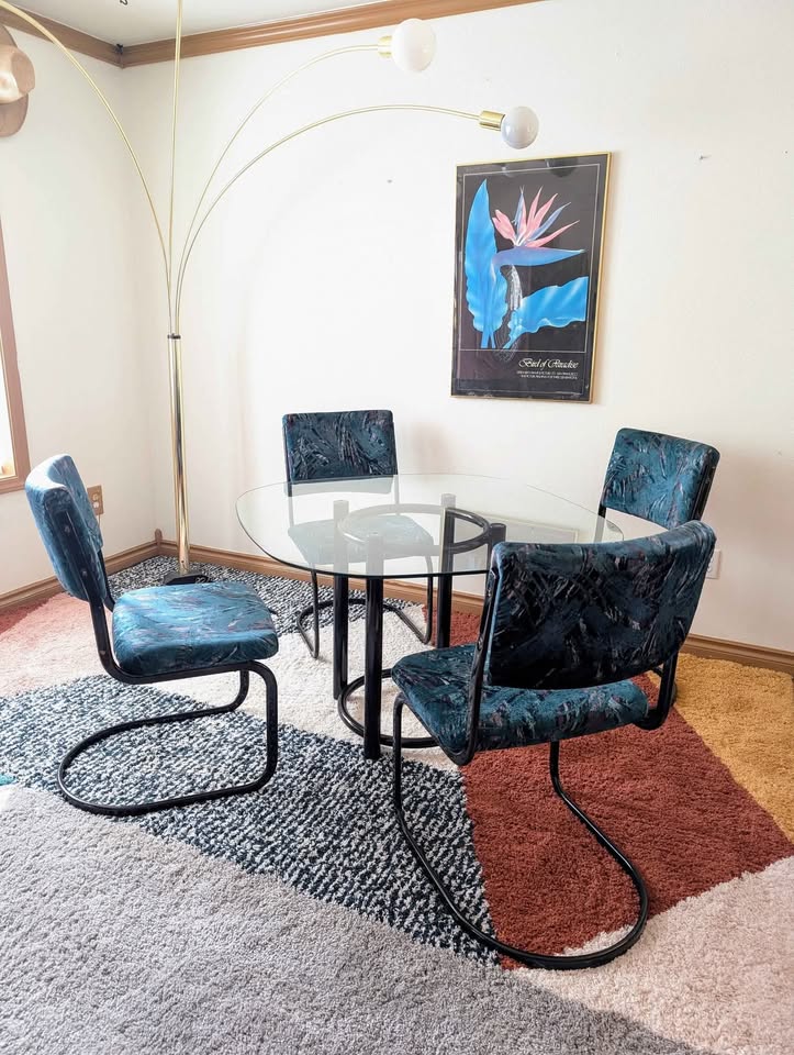 Teal Velvet Postmodern Dining Table Set w/ 4 Cantilevered Chairs