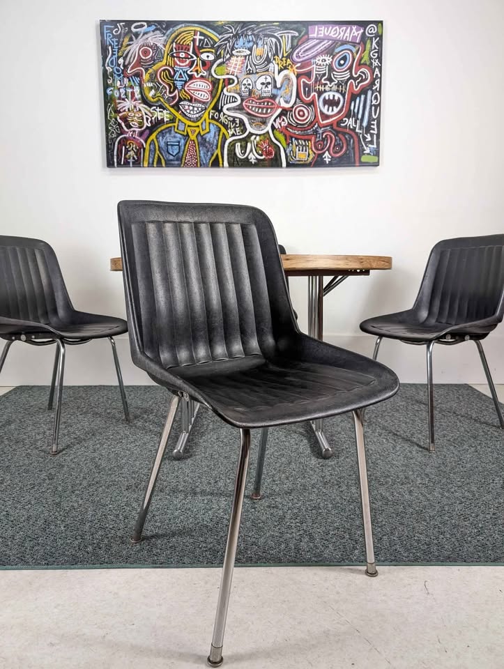 MCM Chrome & Faux Dining Table Set w/ 6 Black Plastic Chairs by Cole