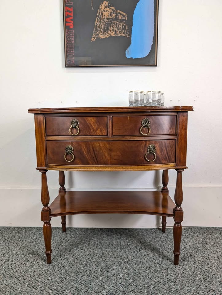 Hickory Chair Mahogany Entry / Console Table