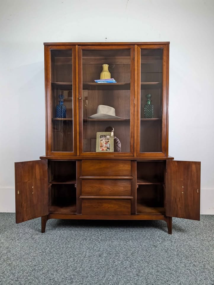 MCM Broyhill Lenoir Walnut China Hutch