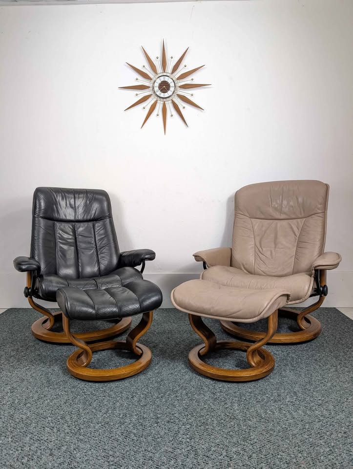 Ekornes Stressless Black Leather Lounge Chair Recliner & Ottoman