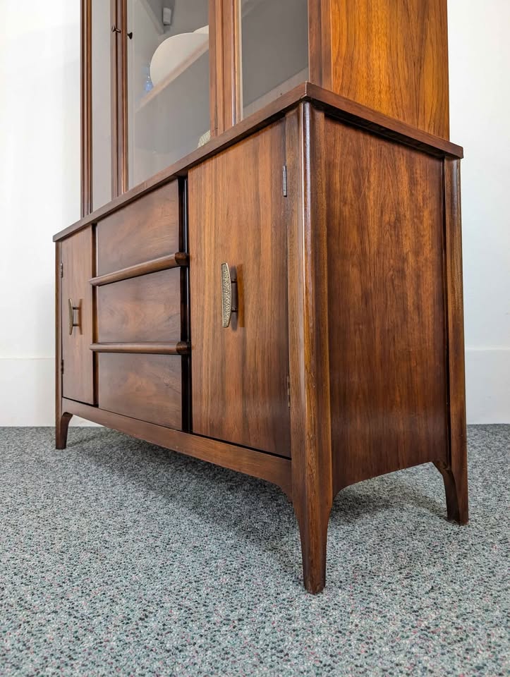 MCM Broyhill Lenoir Walnut China Hutch