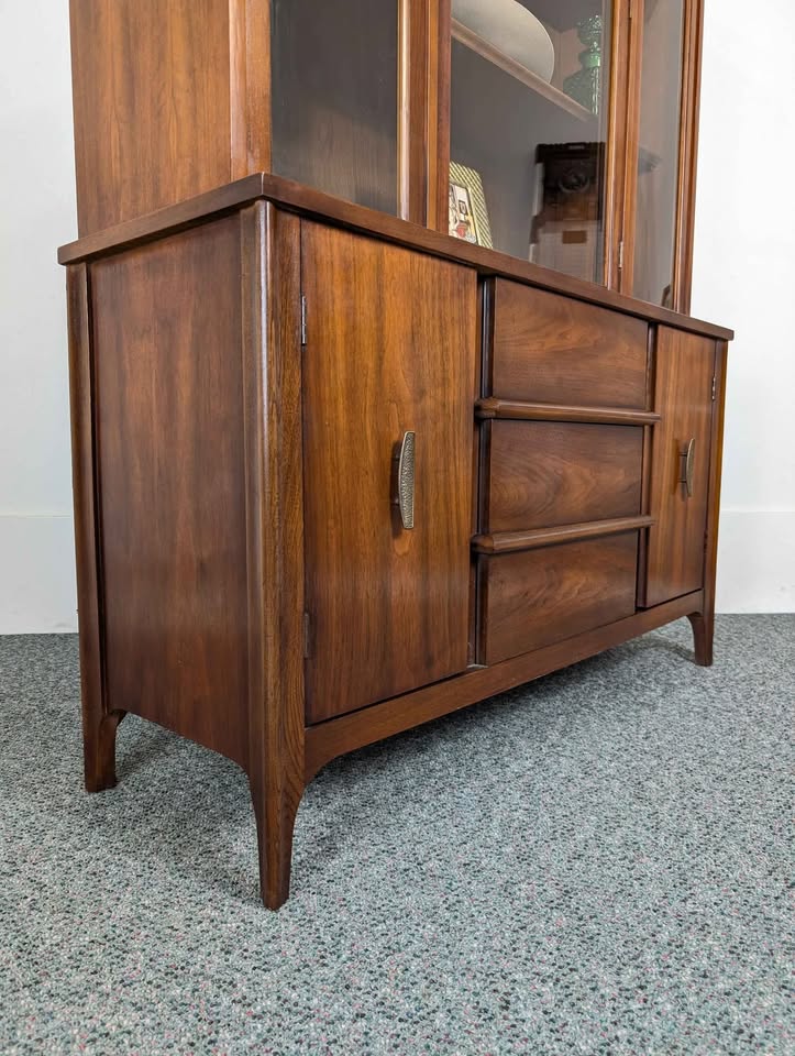 MCM Broyhill Lenoir Walnut China Hutch